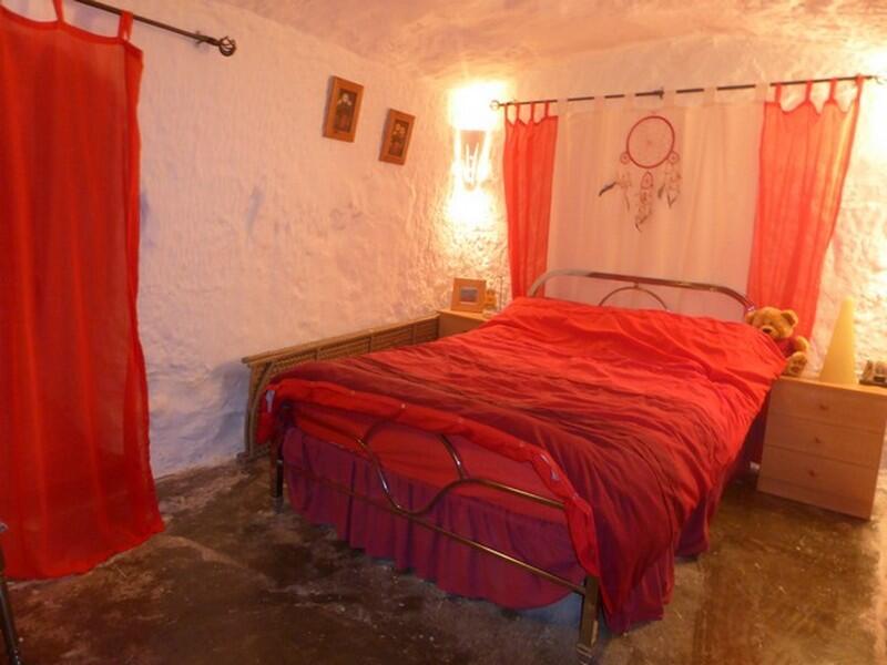 3 bedroom Cave House for sale