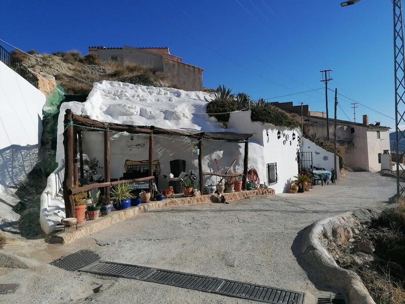 3 bedroom Cave House for sale