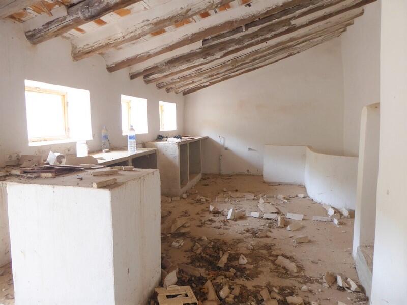 9 bedroom Country House for sale