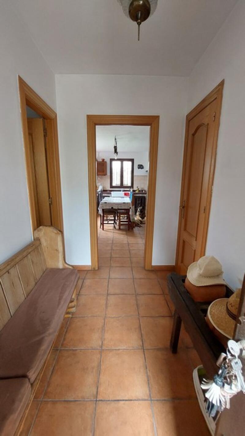 3 bedroom Country House for sale 3 bedroom Country House for sale