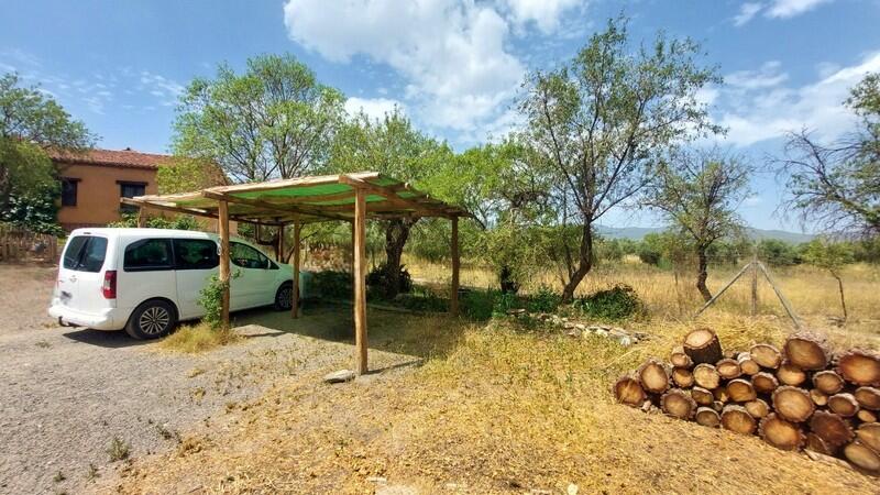 3 bedroom Country House for sale 3 bedroom Country House for sale