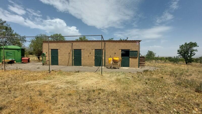 3 bedroom Country House for sale 3 bedroom Country House for sale