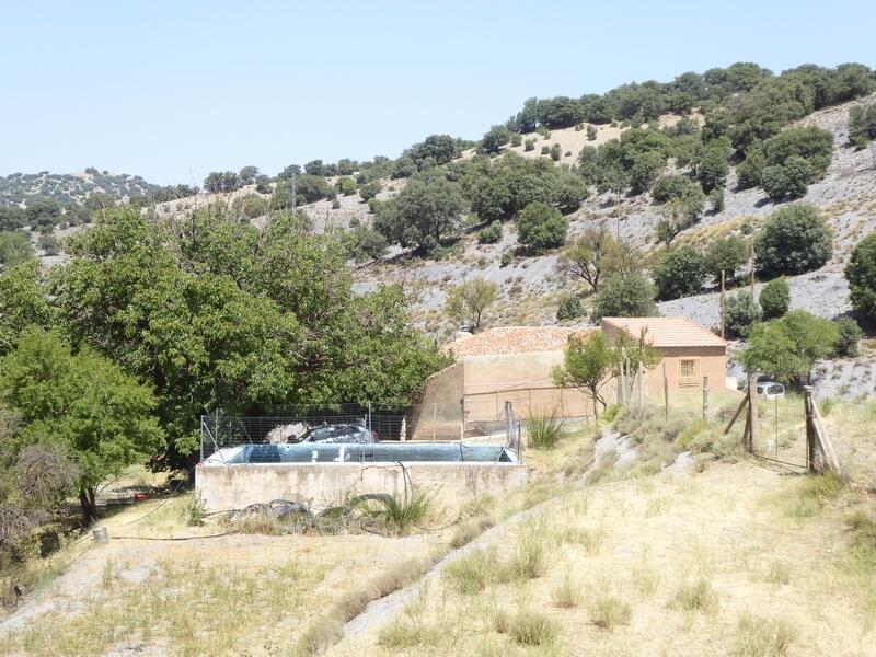 6 bedroom Country House for sale