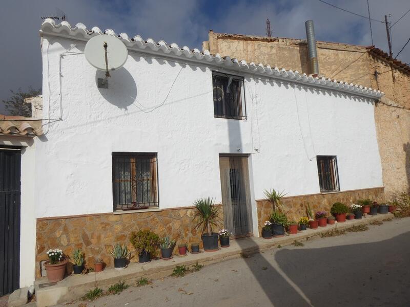 Country House for sale in Chirivel, Almería Country House for sale in Chirivel, Almería