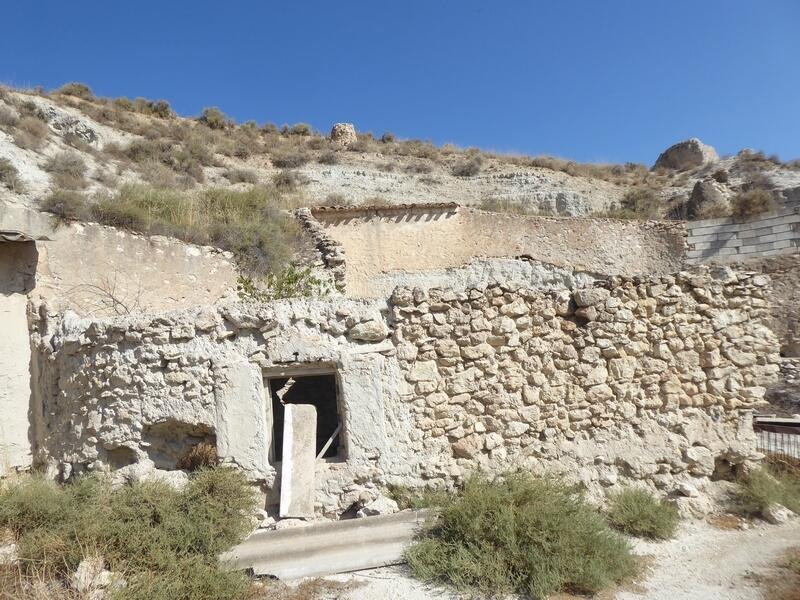 10 Cuarto Casa Cueva en venta