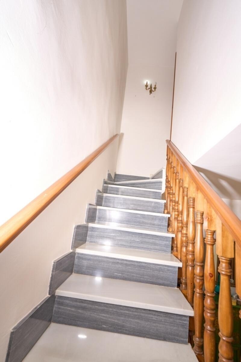 5 Schlafzimmer Landhaus zu verkaufen