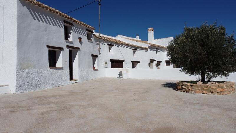 3 sovrum Lantställe till salu