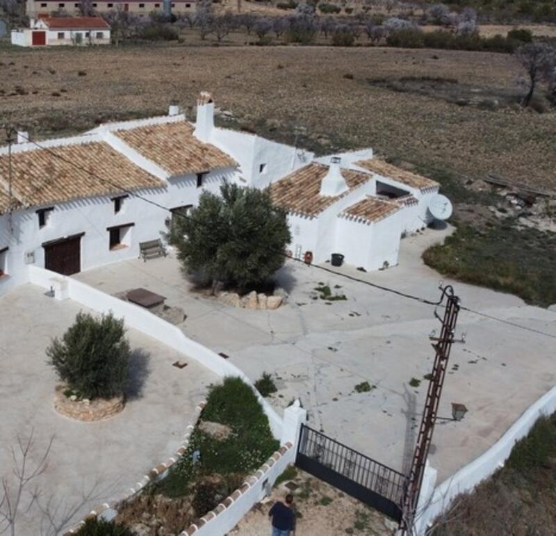 Country House for sale in Huescar, Granada Country House for sale in Huescar, Granada