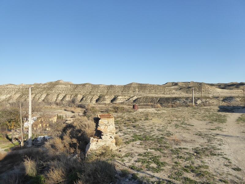 6 soveværelse Grottehus til salg