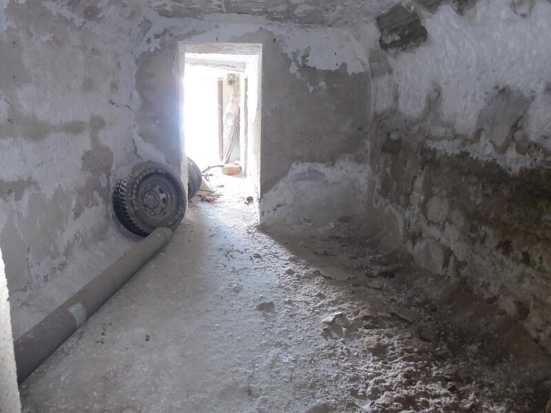 6 soveværelse Grottehus til salg