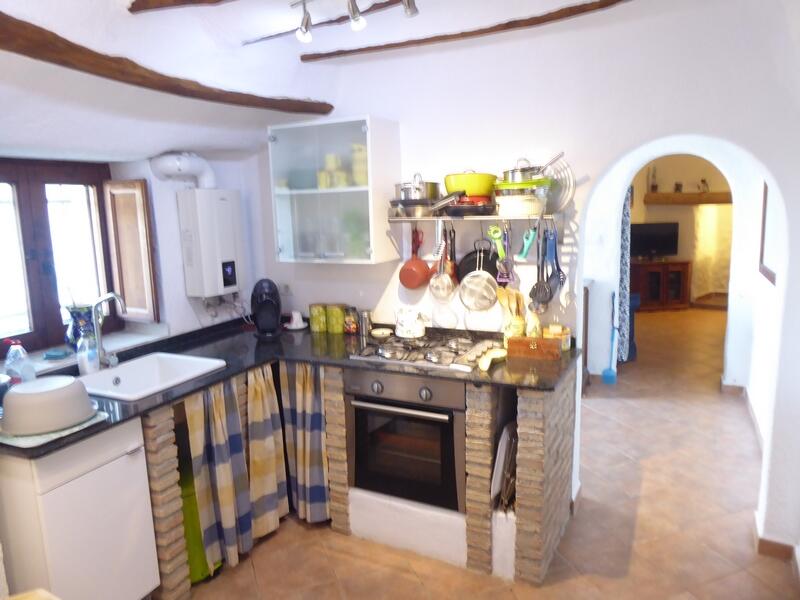 3 soveværelse Grottehus til salg