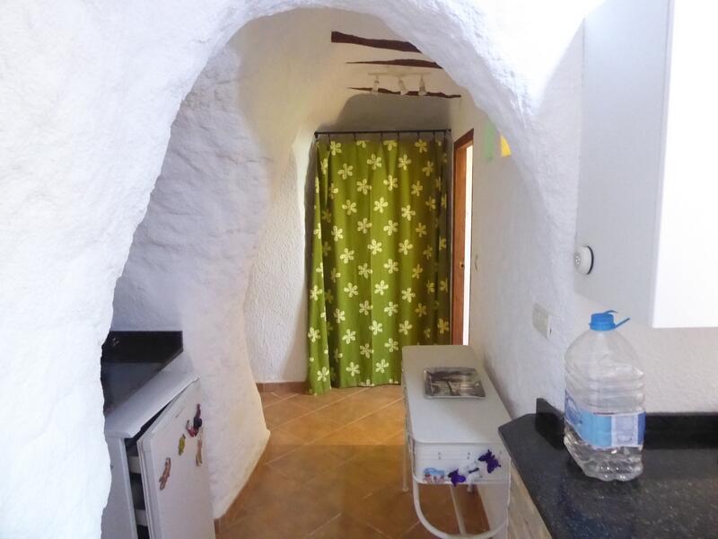 3 soveværelse Grottehus til salg