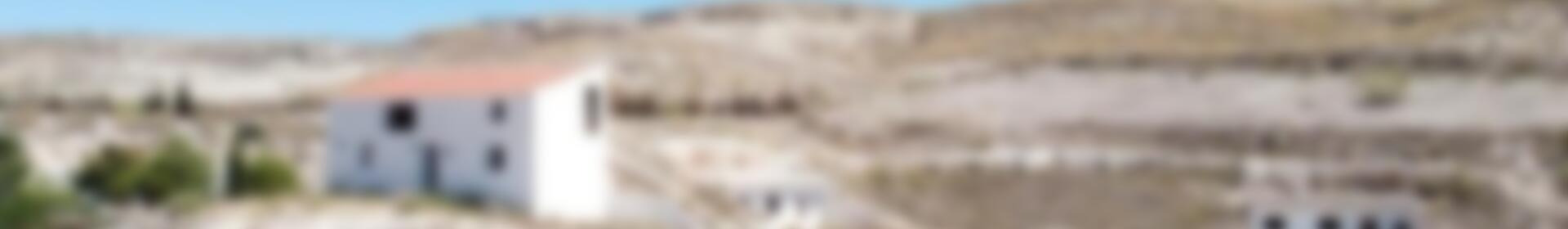 5 soveværelse Grottehus til salg