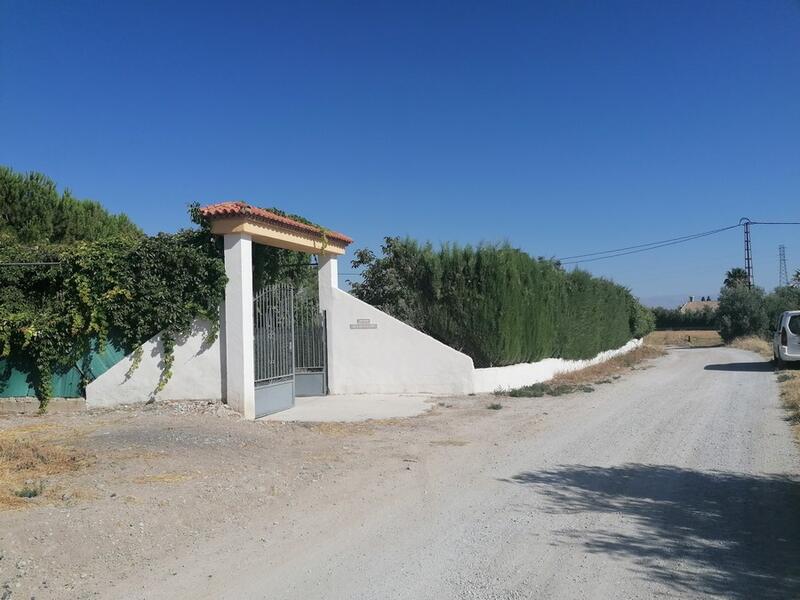 6 bedroom Country House for sale