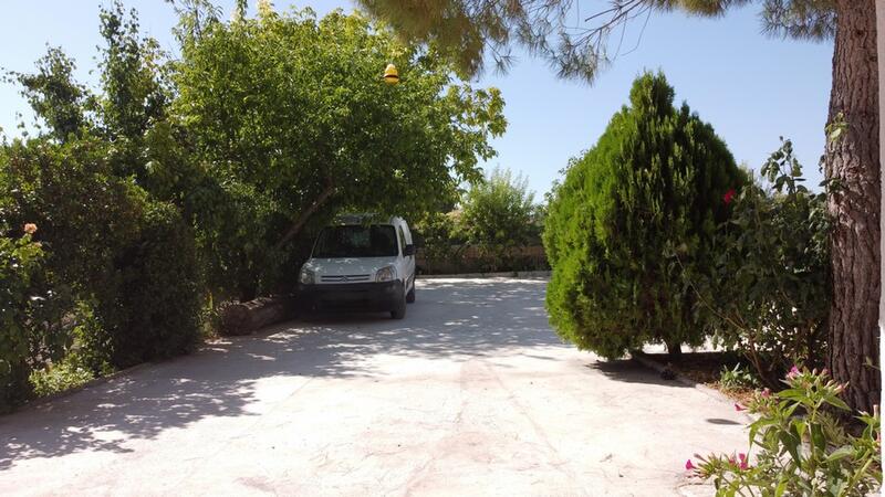 6 bedroom Country House for sale