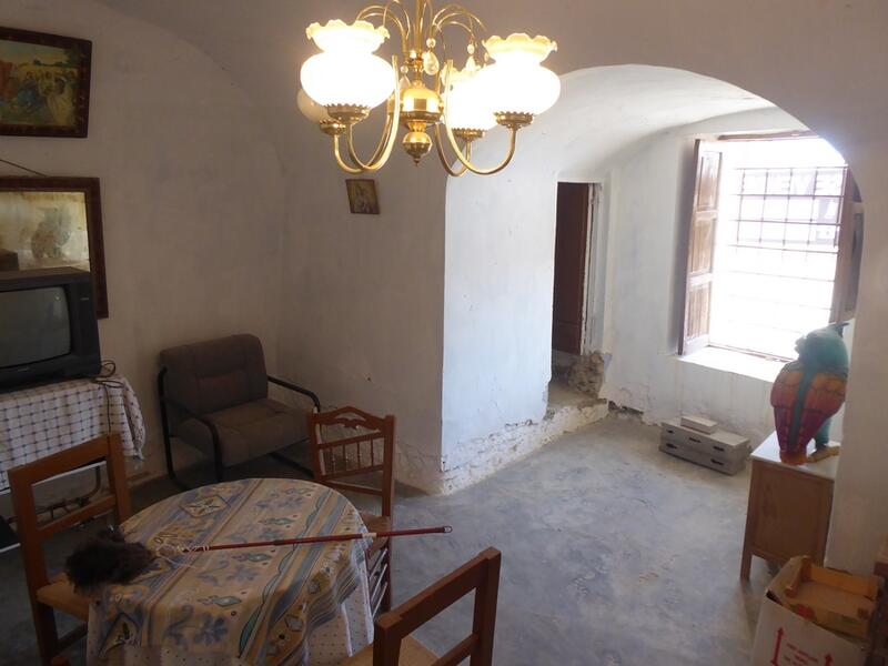 5 bedroom Cave House for sale