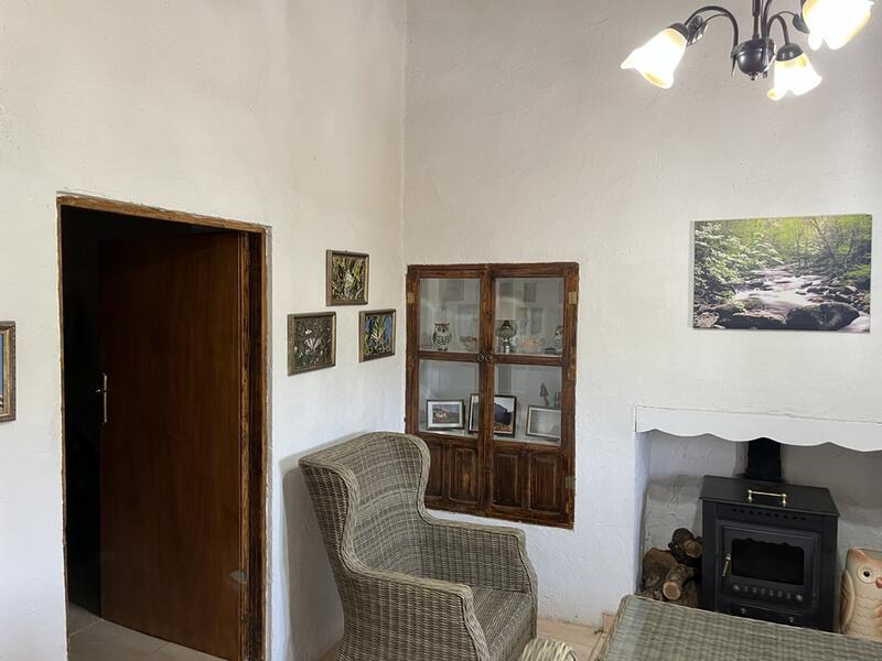 2 bedroom Country House for sale