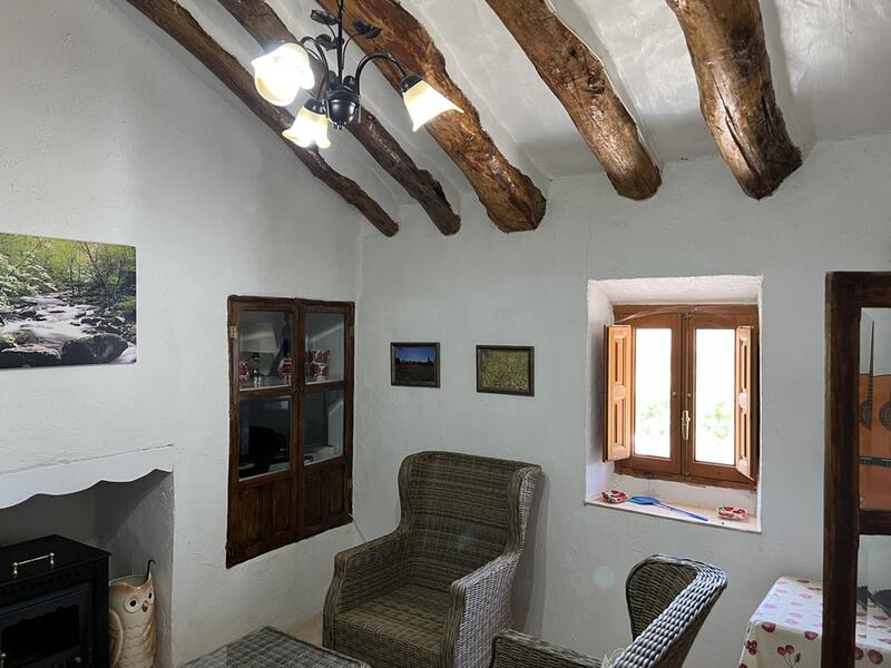 2 bedroom Country House for sale