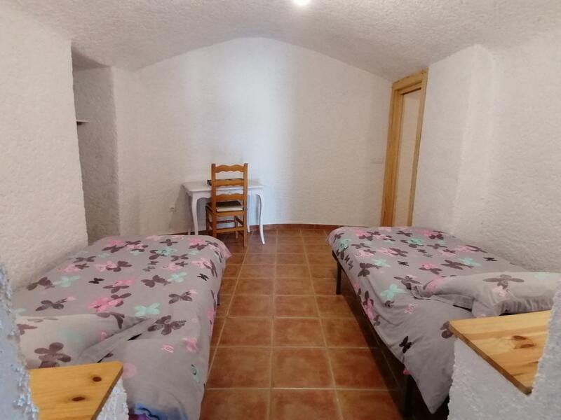 5 bedroom Cave House for sale