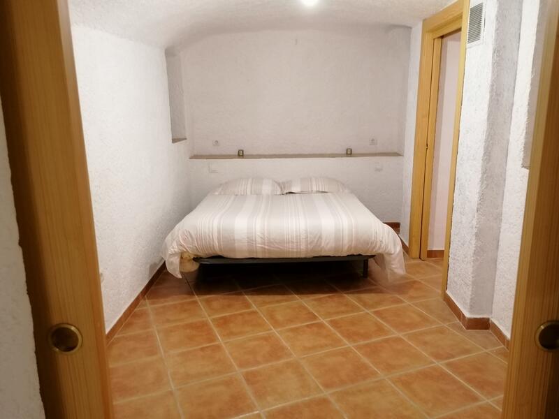 5 bedroom Cave House for sale