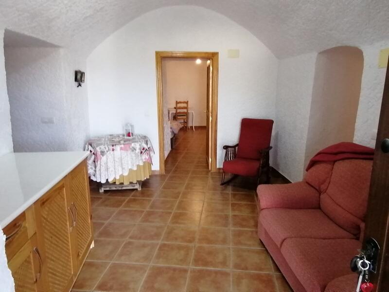 5 bedroom Cave House for sale