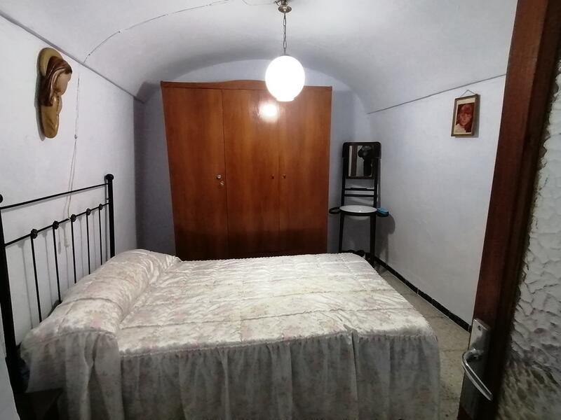 4 bedroom Cave House for sale