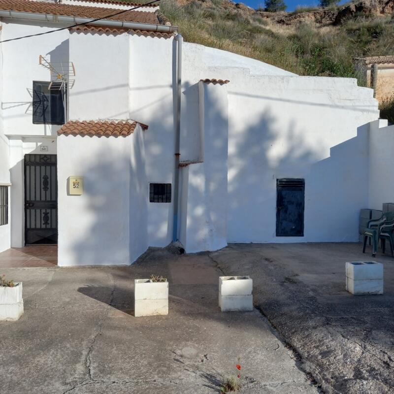 2 soverom Grottehuset til salgs