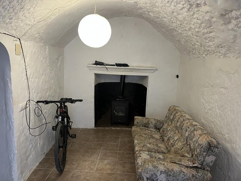 2 soverom Grottehuset til salgs