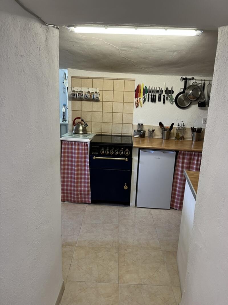 4 Cuarto Casa Cueva en venta