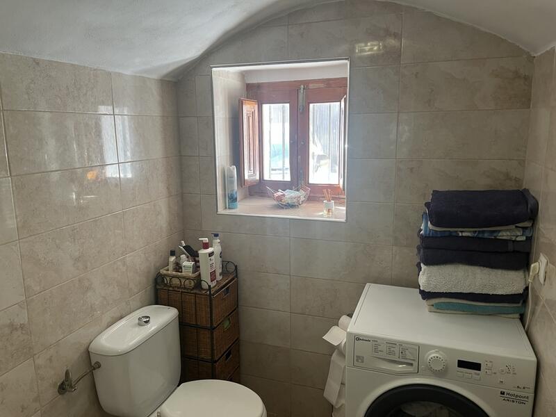 4 Cuarto Casa Cueva en venta