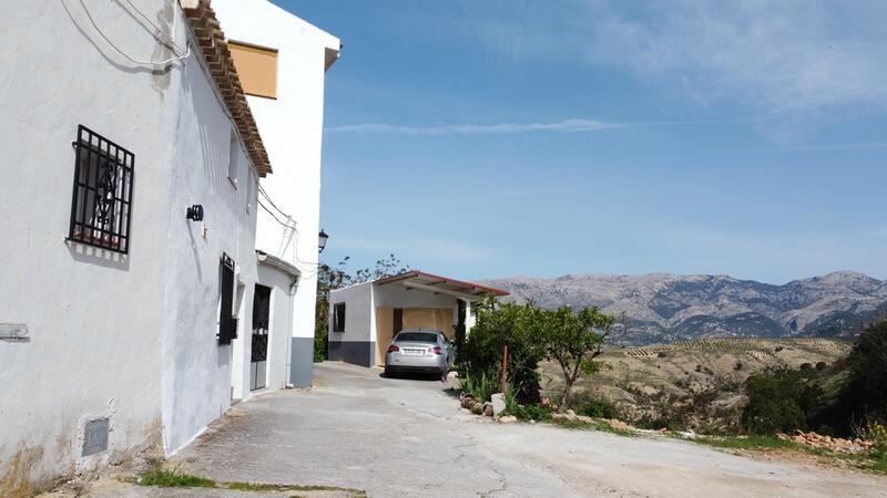 3 soverom Herregård til salgs