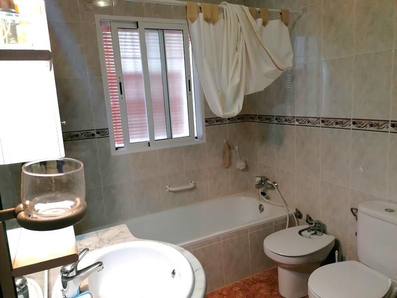 3 soverom Grottehuset til salgs