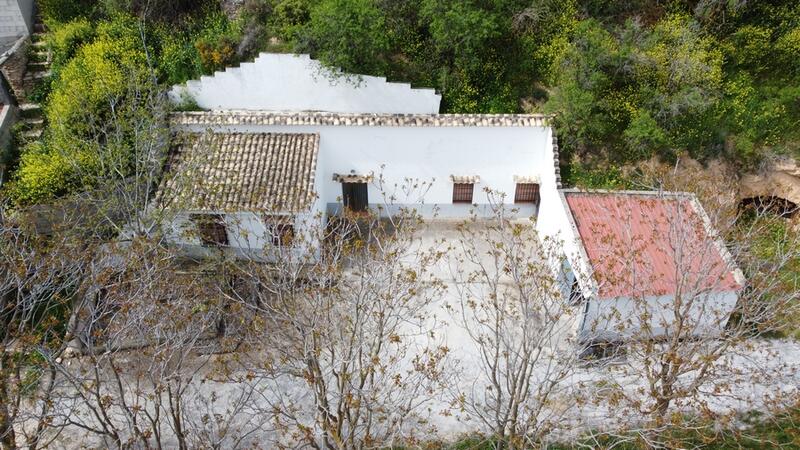 3 soverom Grottehuset til salgs