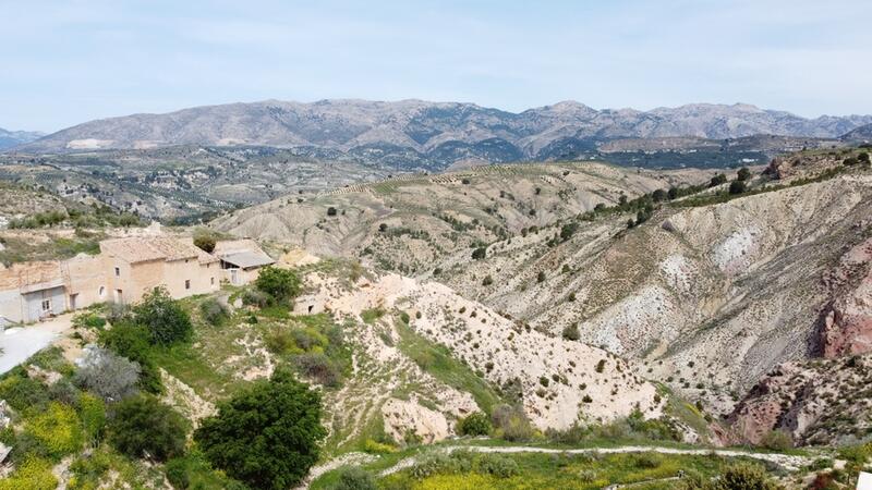 3 soverom Grottehuset til salgs