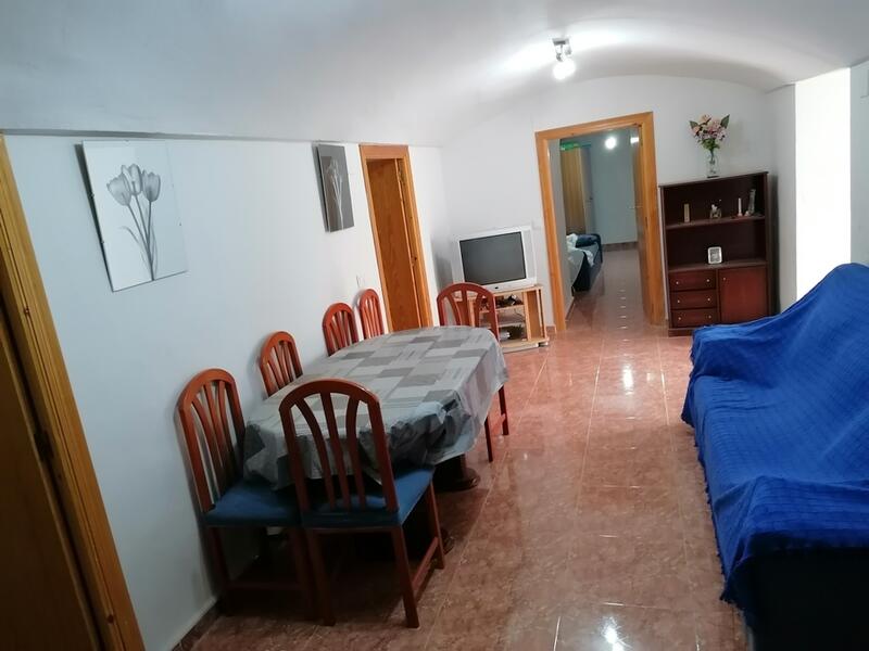 3 soverom Grottehuset til salgs