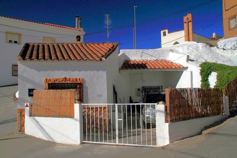 3 bedroom Cave House for sale