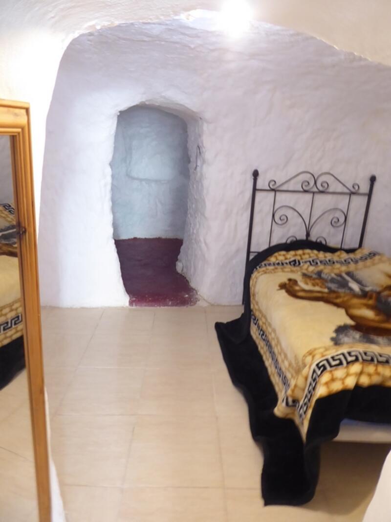 3 bedroom Cave House for sale