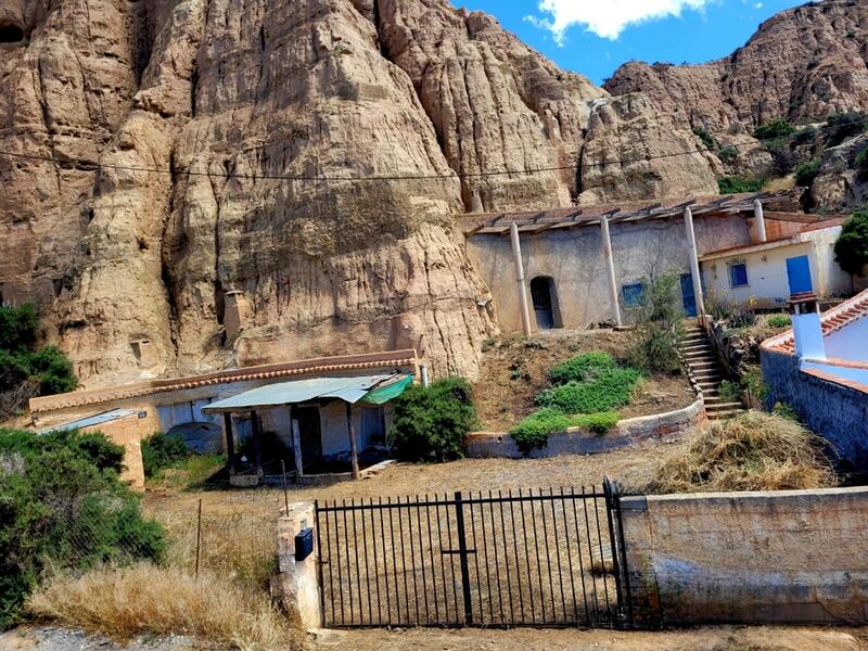 7 bedroom Cave House for sale 7 bedroom Cave House for sale