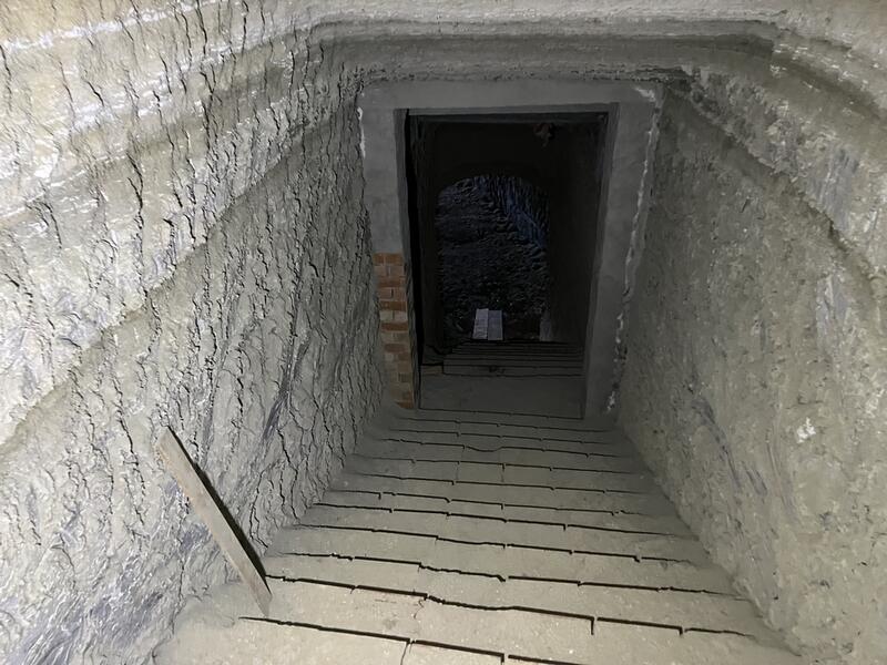 8 bedroom Cave House for sale