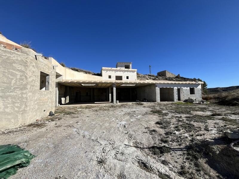 8 bedroom Cave House for sale