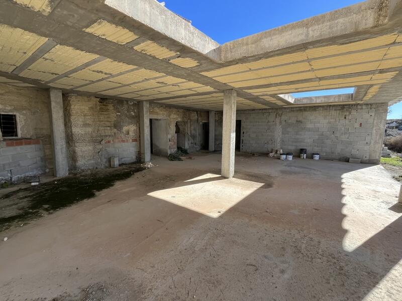 8 bedroom Cave House for sale