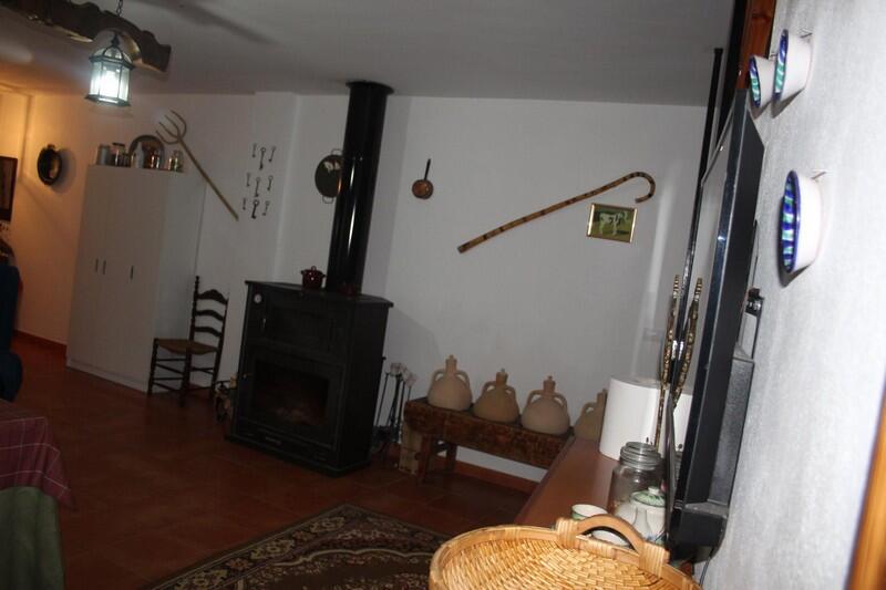 4 bedroom Cave House for sale