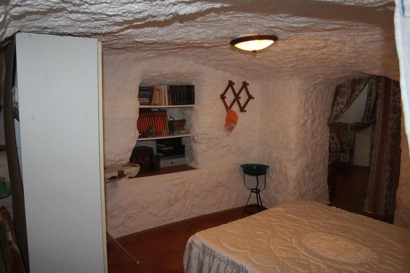 4 bedroom Cave House for sale