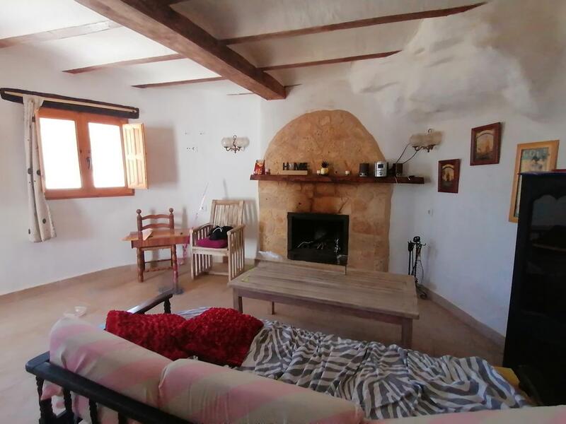 3 bedroom Cave House for sale