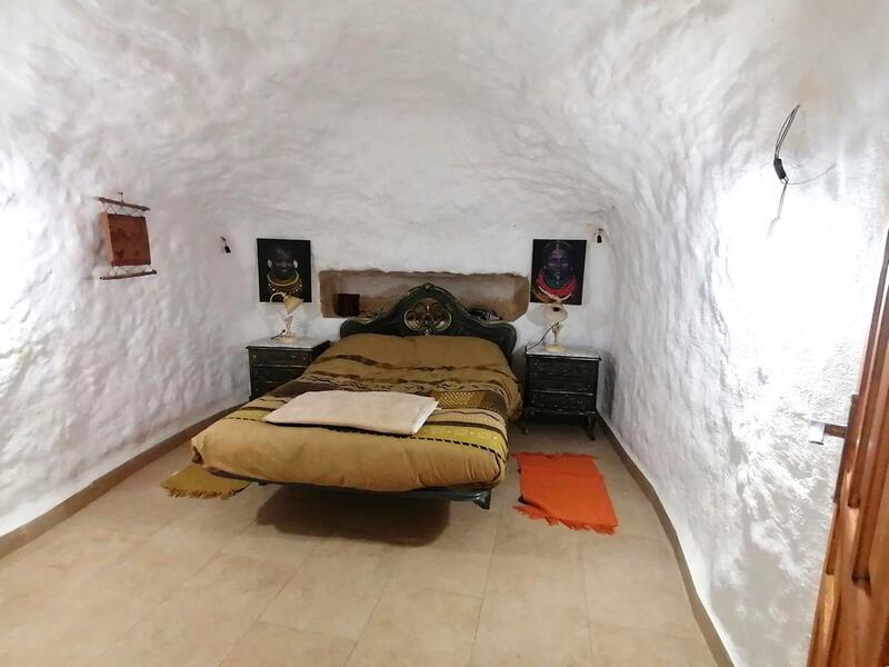 3 bedroom Cave House for sale