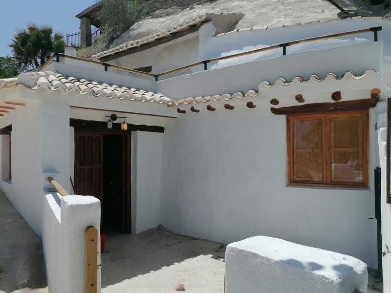 3 bedroom Cave House for sale