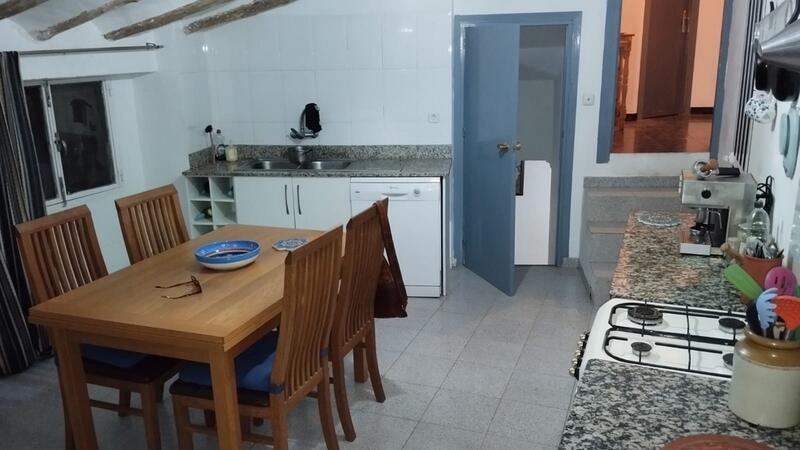 4 bedroom Country House for sale