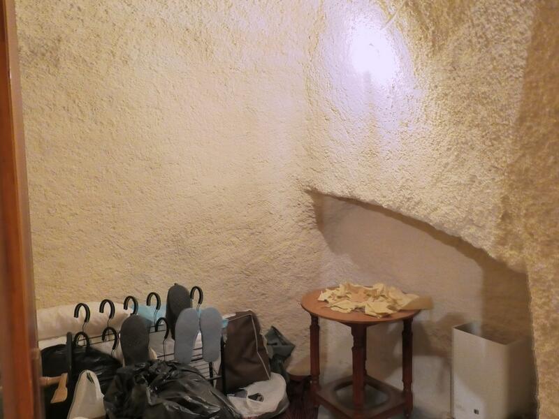 4 bedroom Cave House for sale