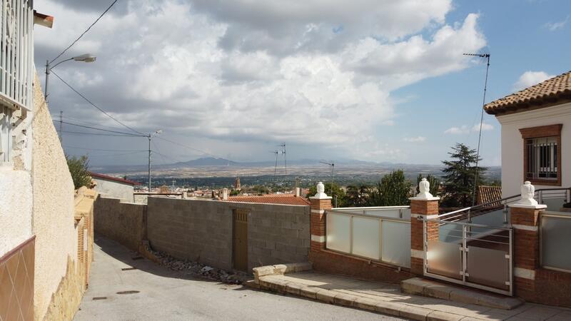 4 bedroom Cave House for sale