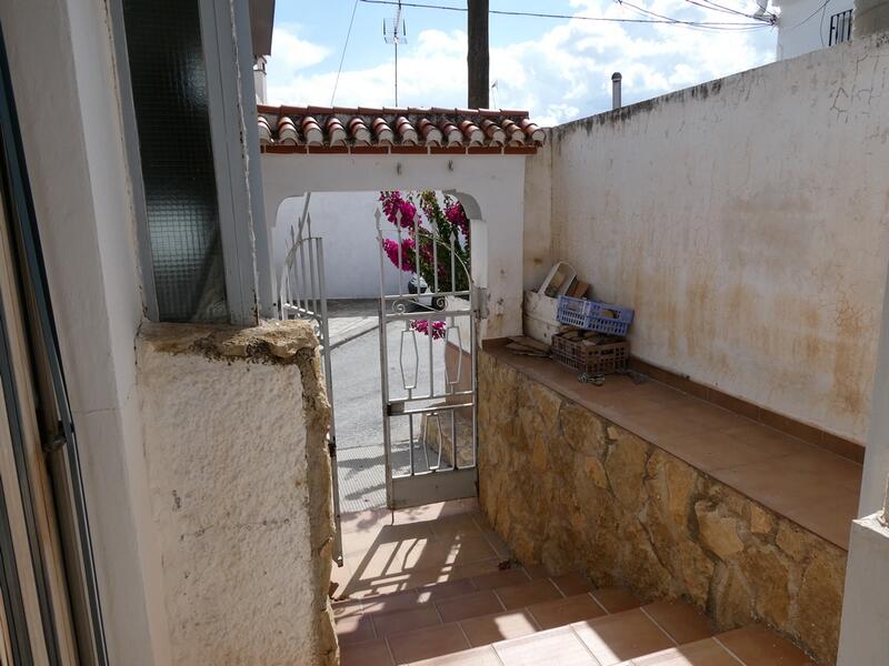 4 bedroom Cave House for sale